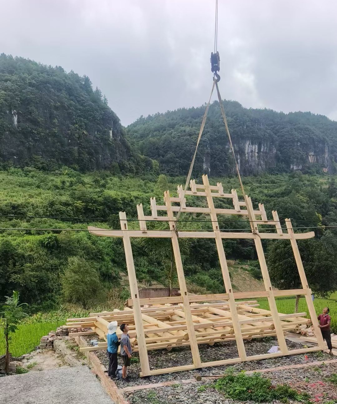 桥西区汽车吊出租公司怎么保证发动机散热问题
