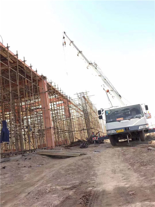 桥西区25 吨、50 吨吊车怎么选？多大重量 / 半径适合对应车型？